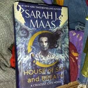 House Of sky And breath By Sarah j Maas